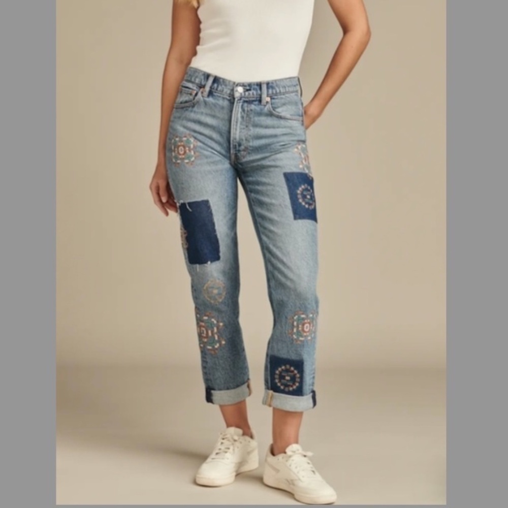 Lucky Brand Legend Mid Rise Boy Relaxed Straight Embroidery Patchwork 10/30